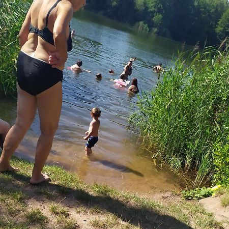 Podkrovni Apartman V Prirode, Vhodny K Relaxaci I Na Sluzebni Cesty Apartment Cerna u Bohdance ภายนอก รูปภาพ